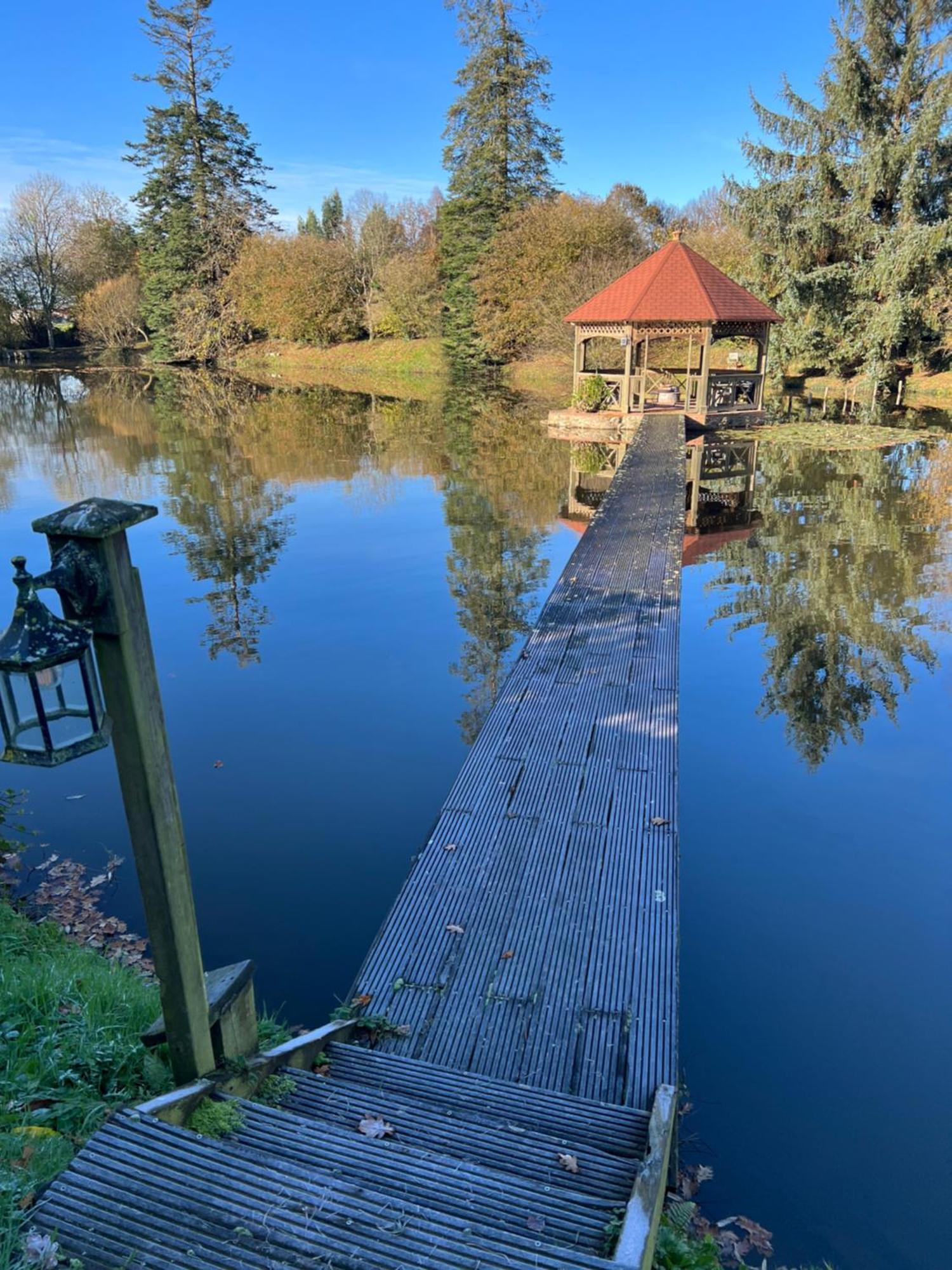Lake Noble Saint-Germain-l'Aiguiller 외부 사진